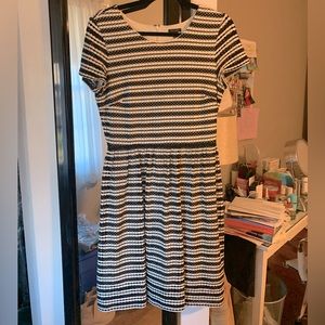 Ann Taylor white & black dress